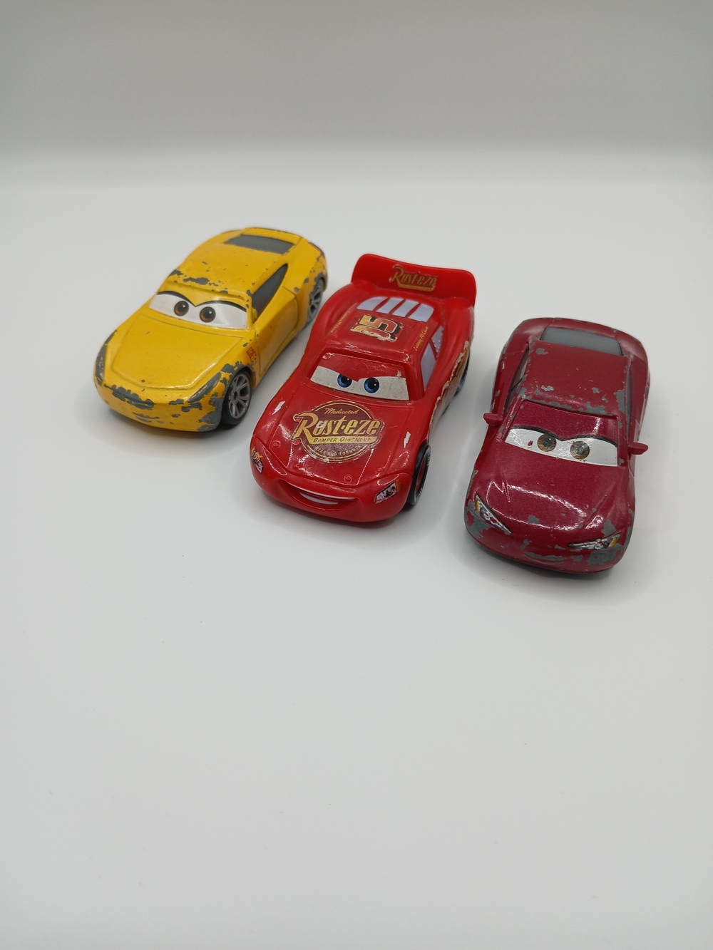Disney Pixar Mattel Cars McQueen Rusteze Cruz Loose Lot x3